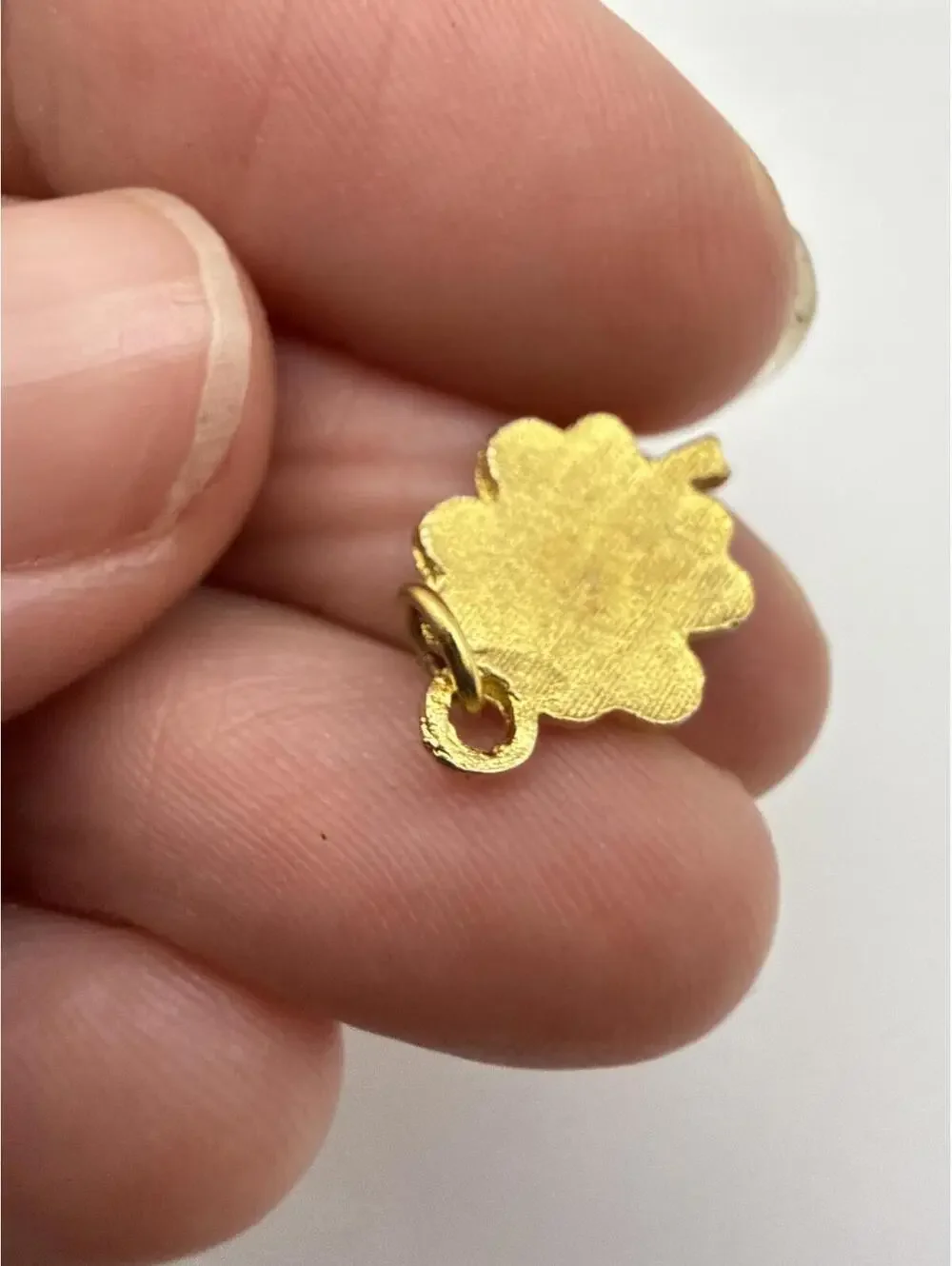 Vintage Gold Tone Leaf Charm Pendant Extra Small